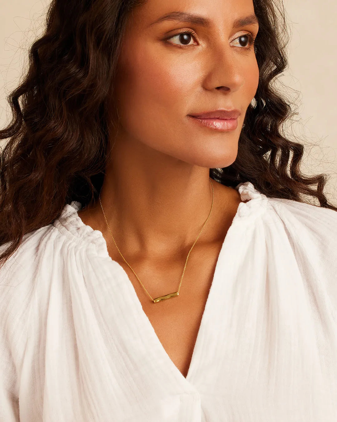 Bespoke Bar Adjustable Necklace in 18K Gold Plated