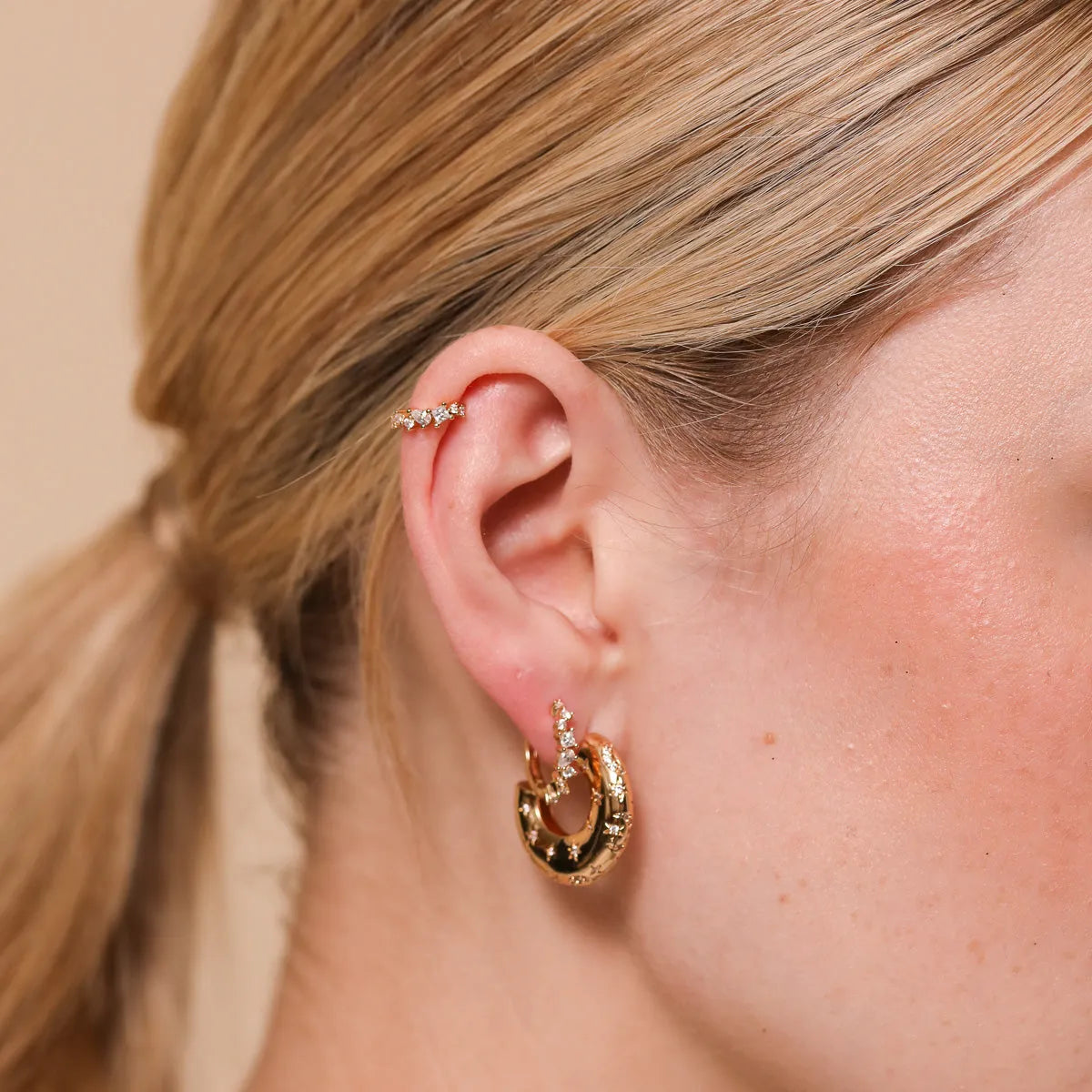 Celestial Crystal 0.26in Hoop in Gold