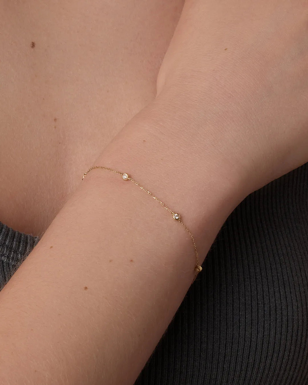 Classic Five Diamond Bracelet in 14K Gold
