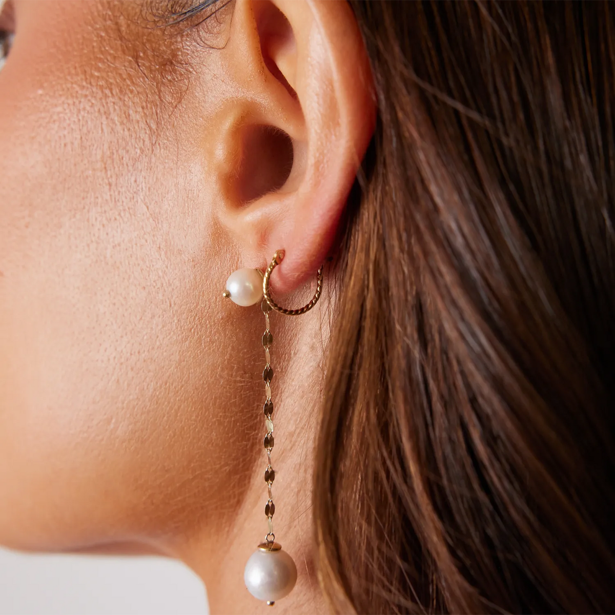 Dainty Twist Hoop Earrings in 14K Gold