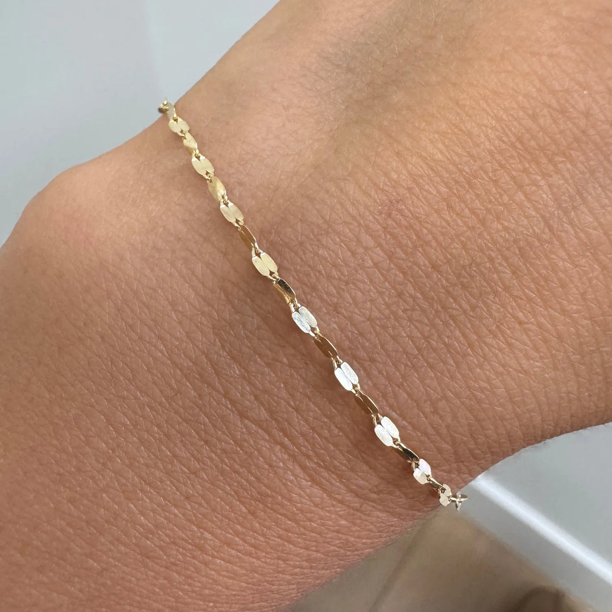 Demure Chain Bracelet in 14K Gold
