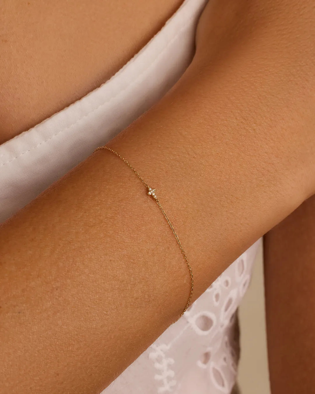 Diamond Cross Bracelet in 14K Gold