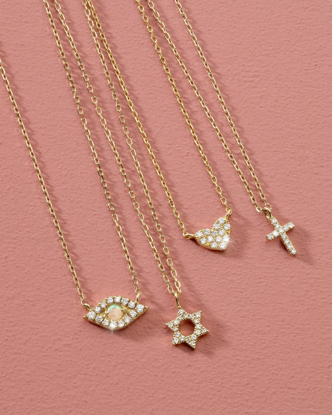 Diamond Pavé Mini Heart Necklace