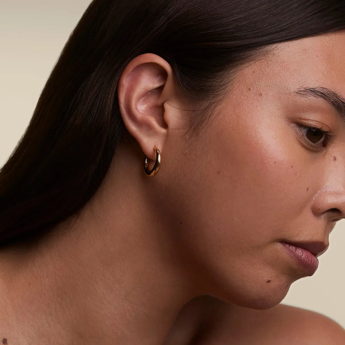Dome Medium Hoops in Gold