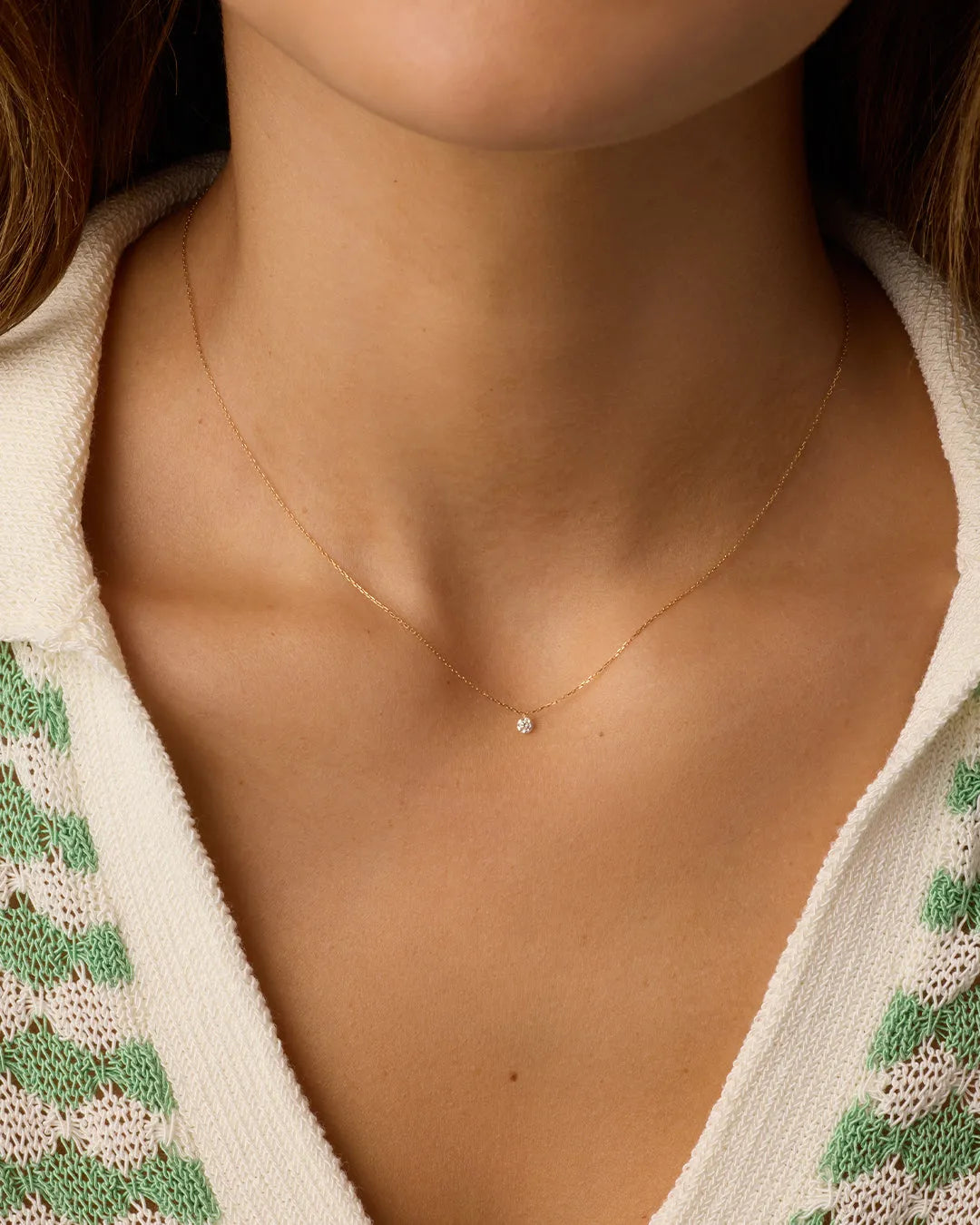 Floating Diamond Necklace in 18K Gold