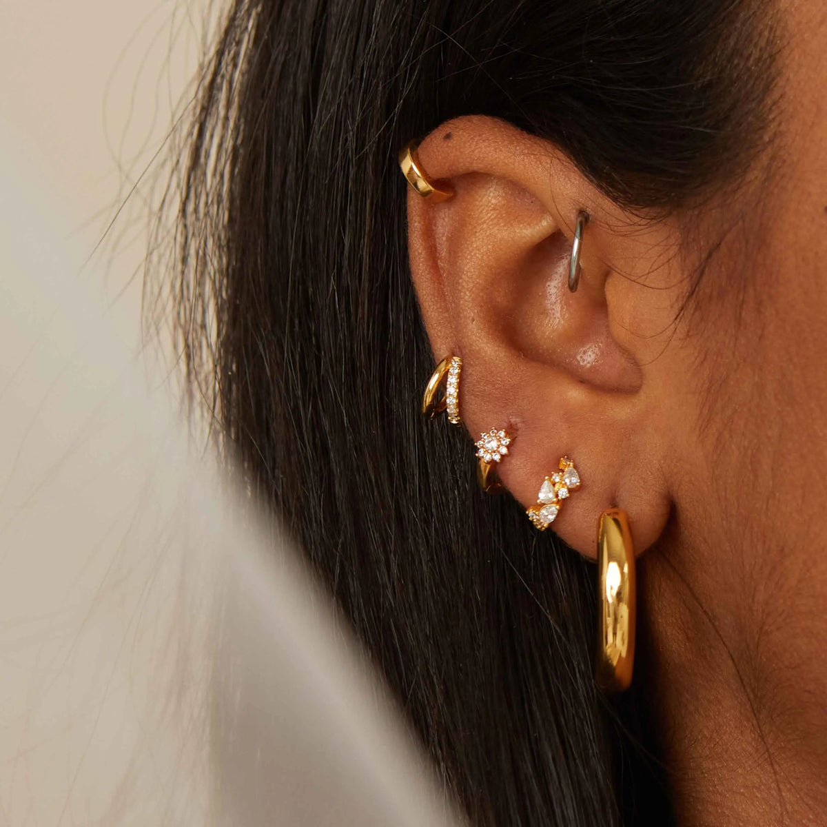 Illusion Crystal Hoop 0.26in in Gold