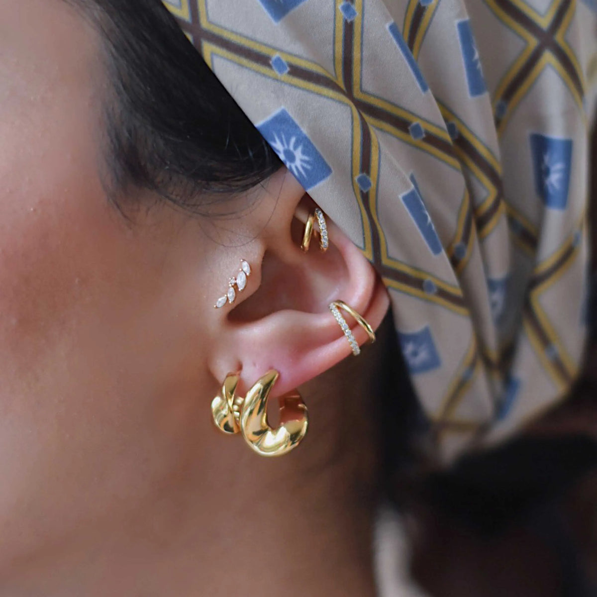 Illusion Crystal Hoop 0.26in in Gold