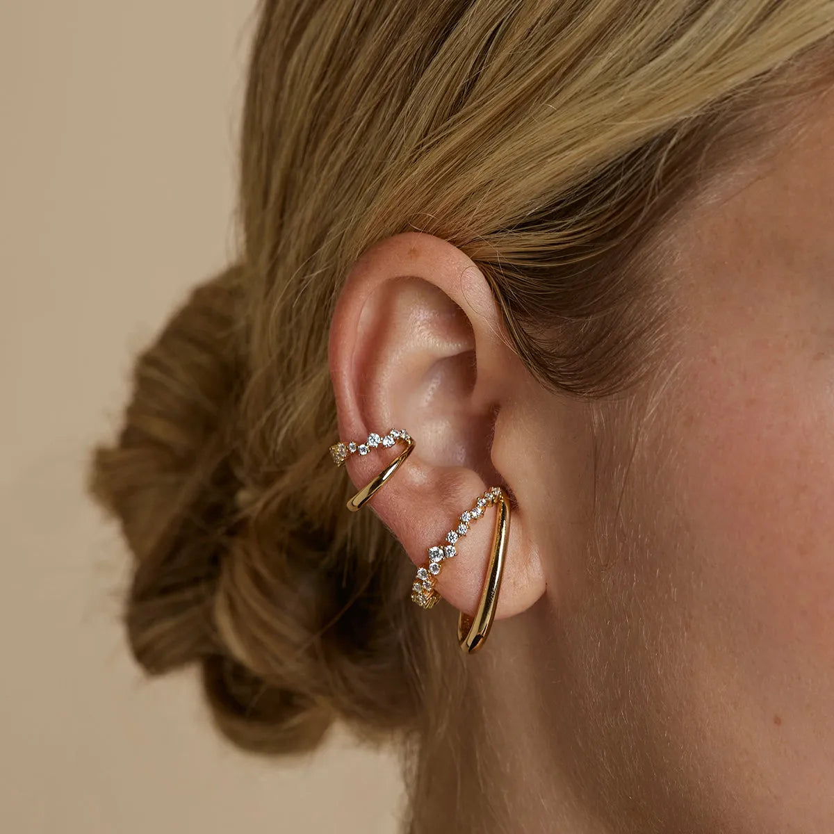 Illusion Spiral Ear Cuff in Gold
