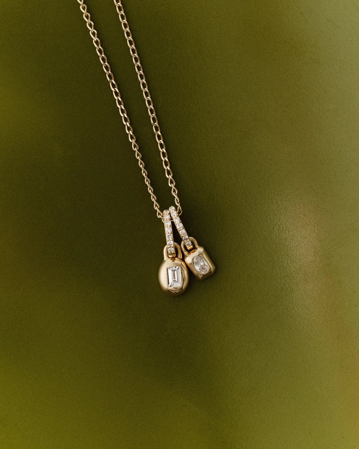 Lab Grown Diamond Petite Oval Charm in 14K Gold