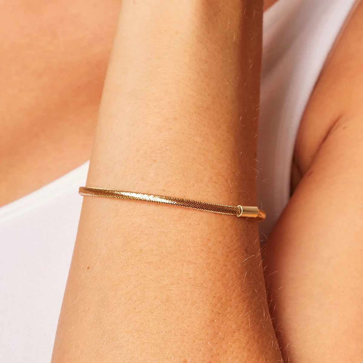 Mesh Stretch Bracelet in 14K Gold