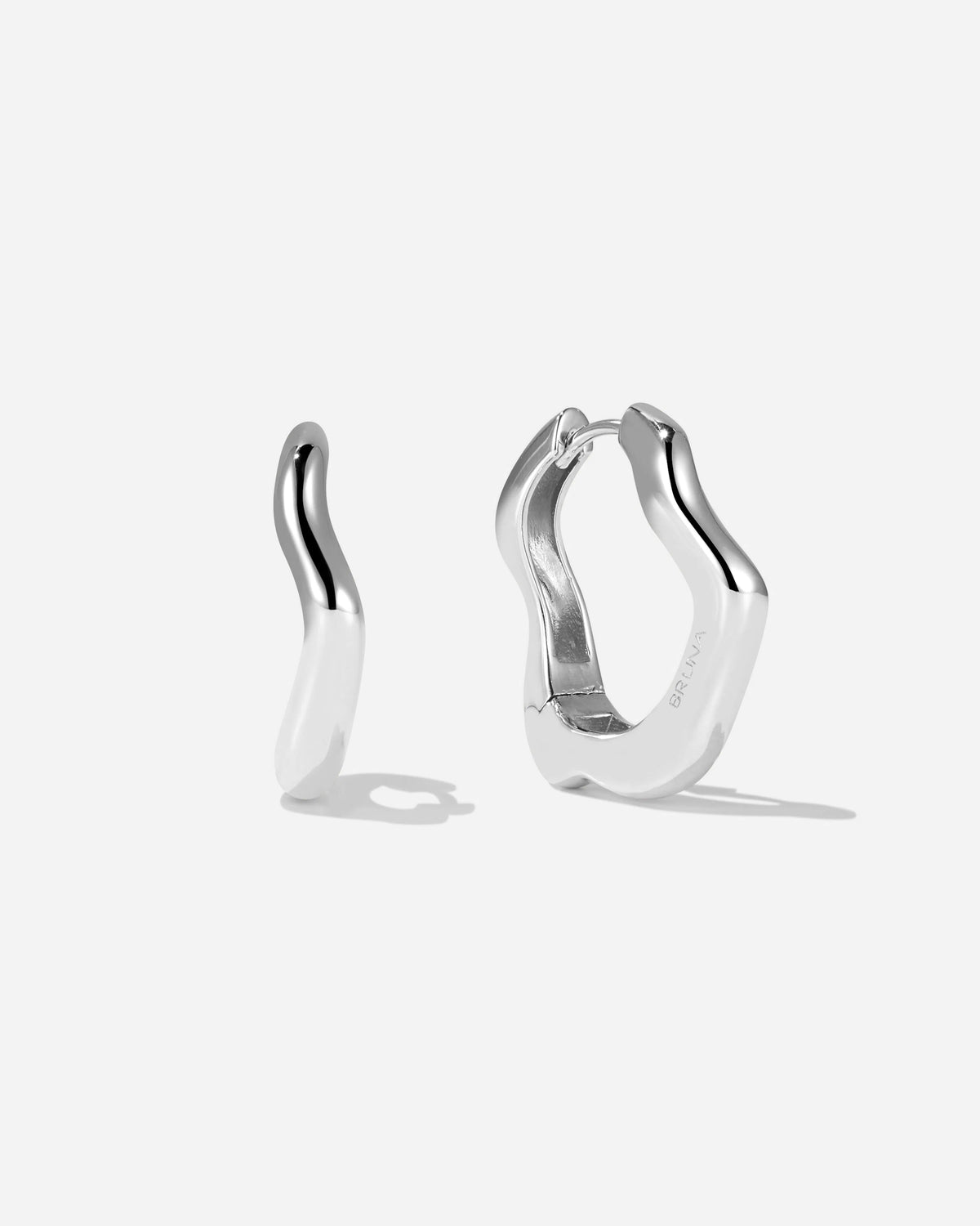 Occitanie Medium Hoop Earrings