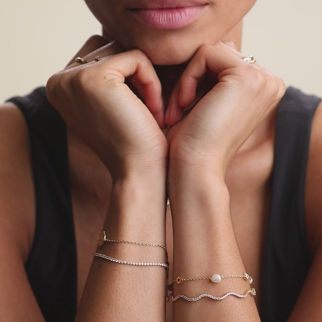 Scalloped Tennis Chain Bracelet in Gold