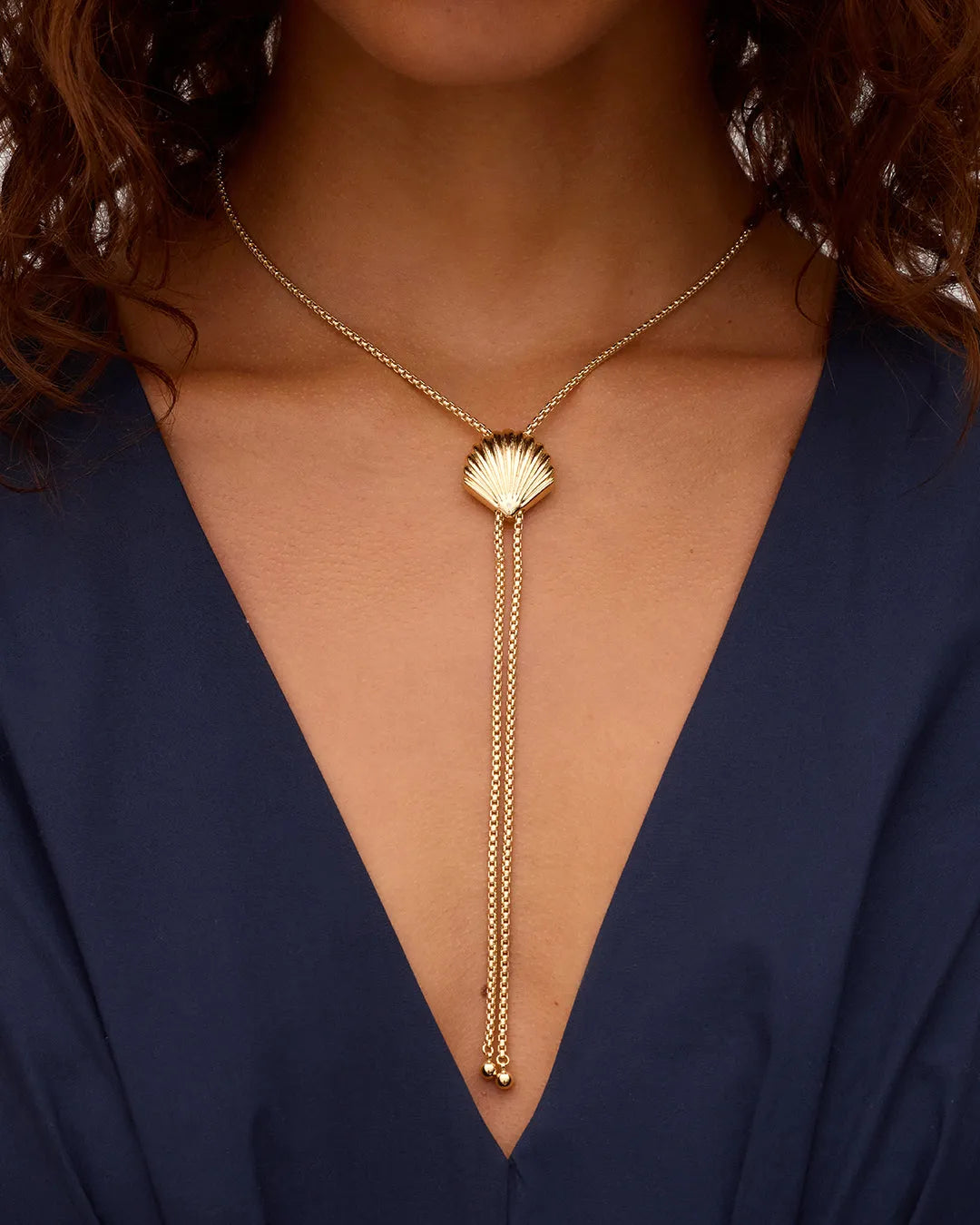 Scallop Bolo Necklace in 18K Gold Plated