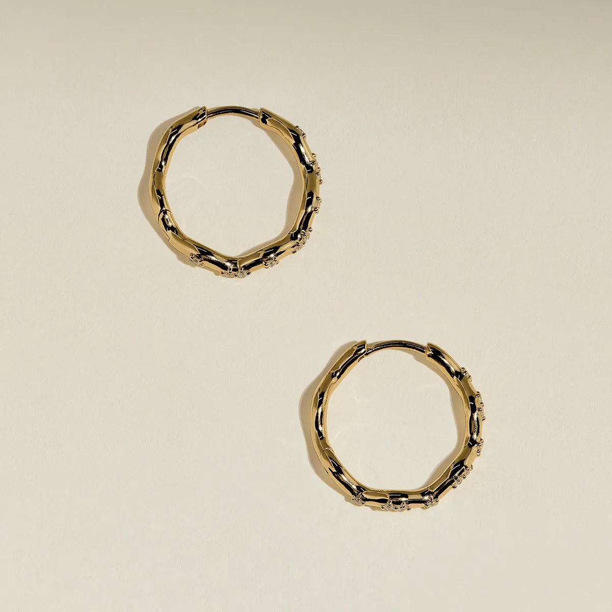 Scalloped Crystal Medium Hoops in Gold