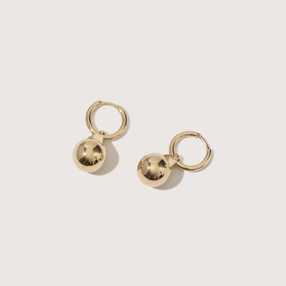 Stilla Drop Earrings