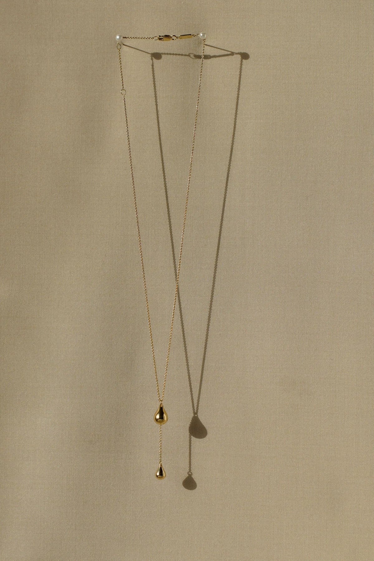 Stilla Lariat Necklace