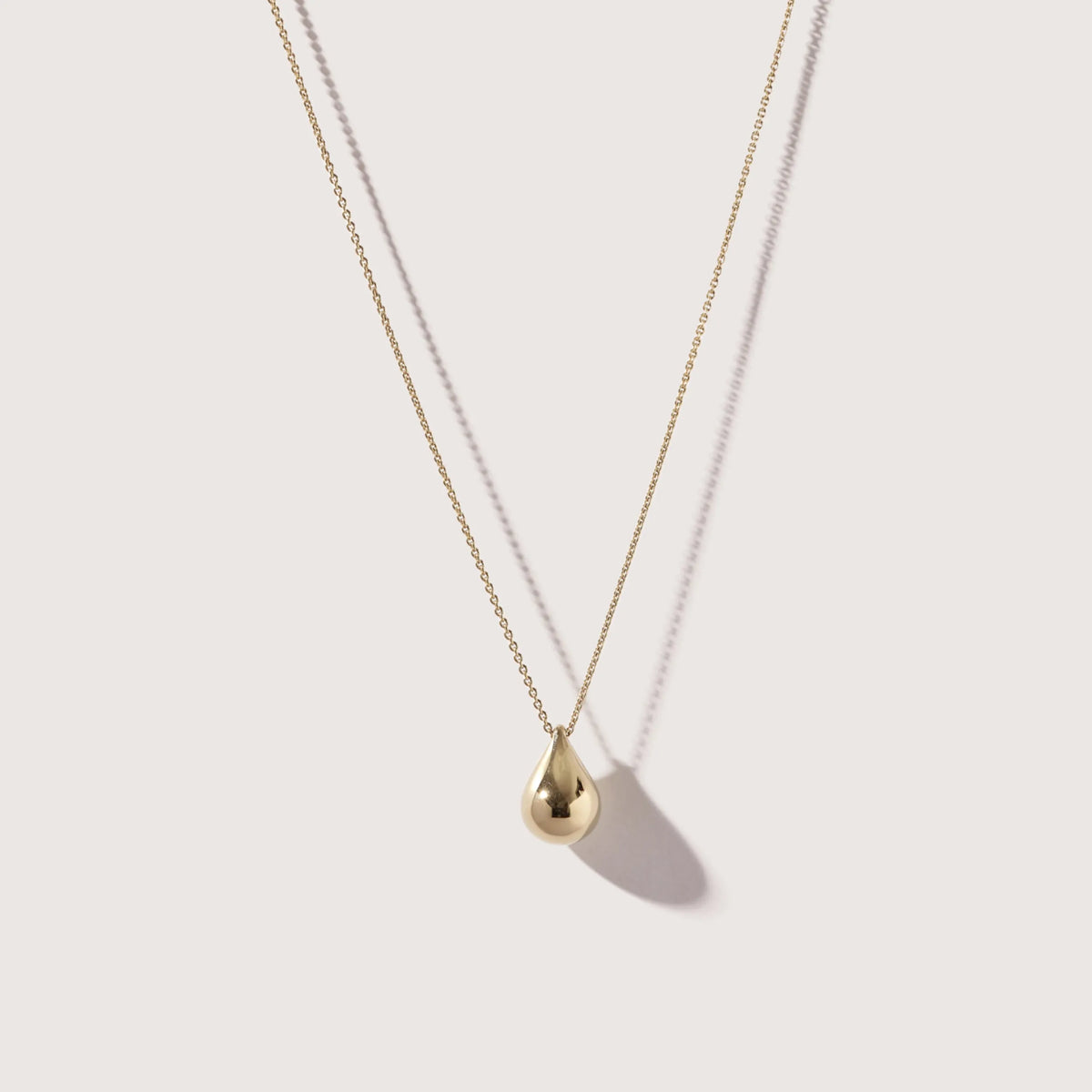 Stilla Necklace