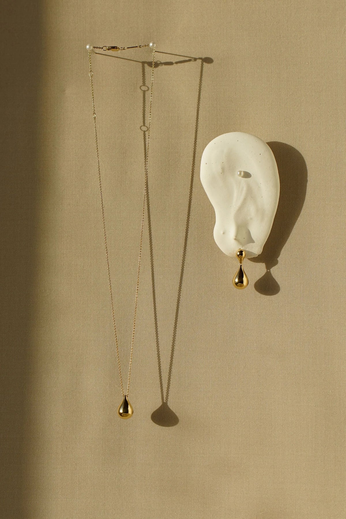 Stilla Necklace