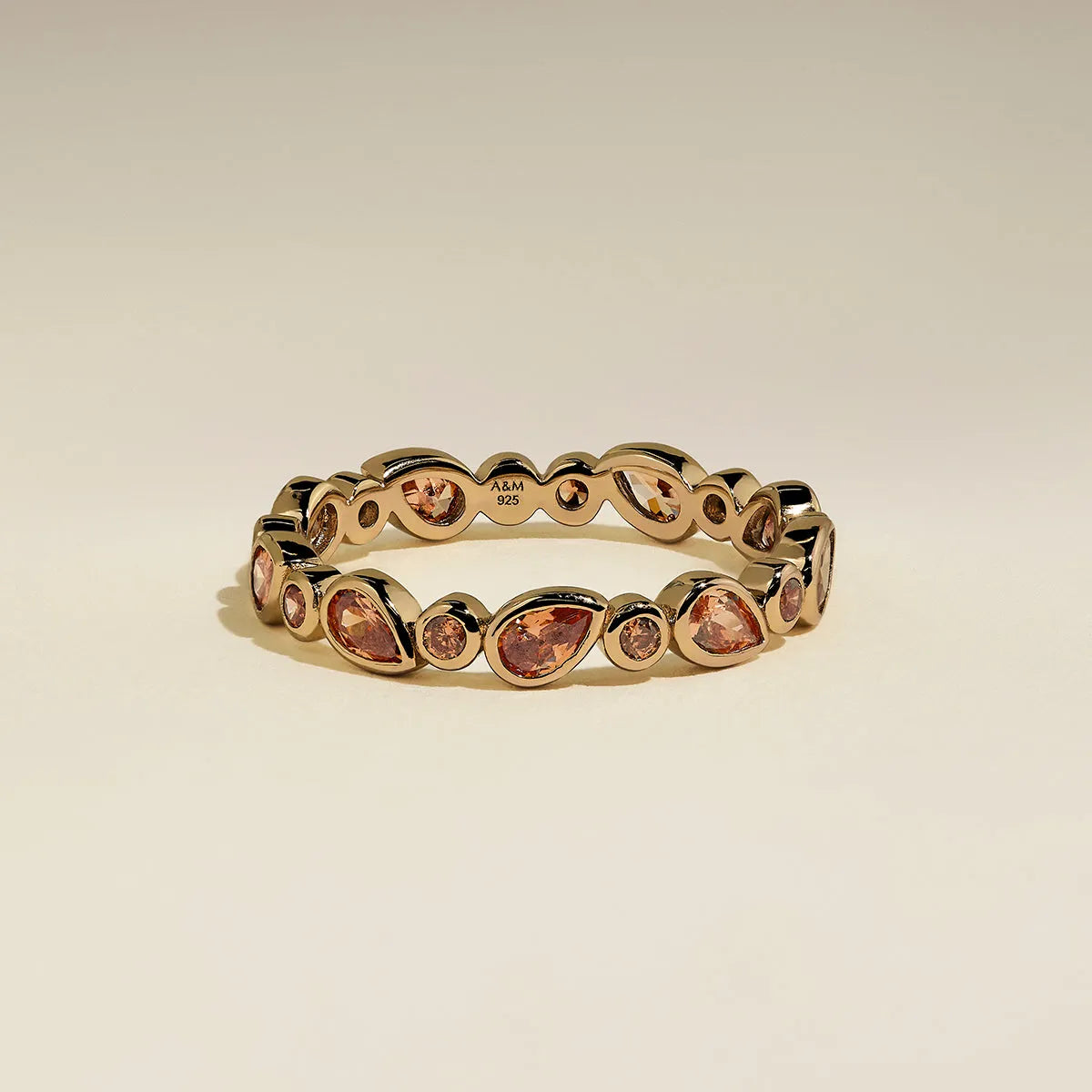 Sunset Pear Band Ring in Gold