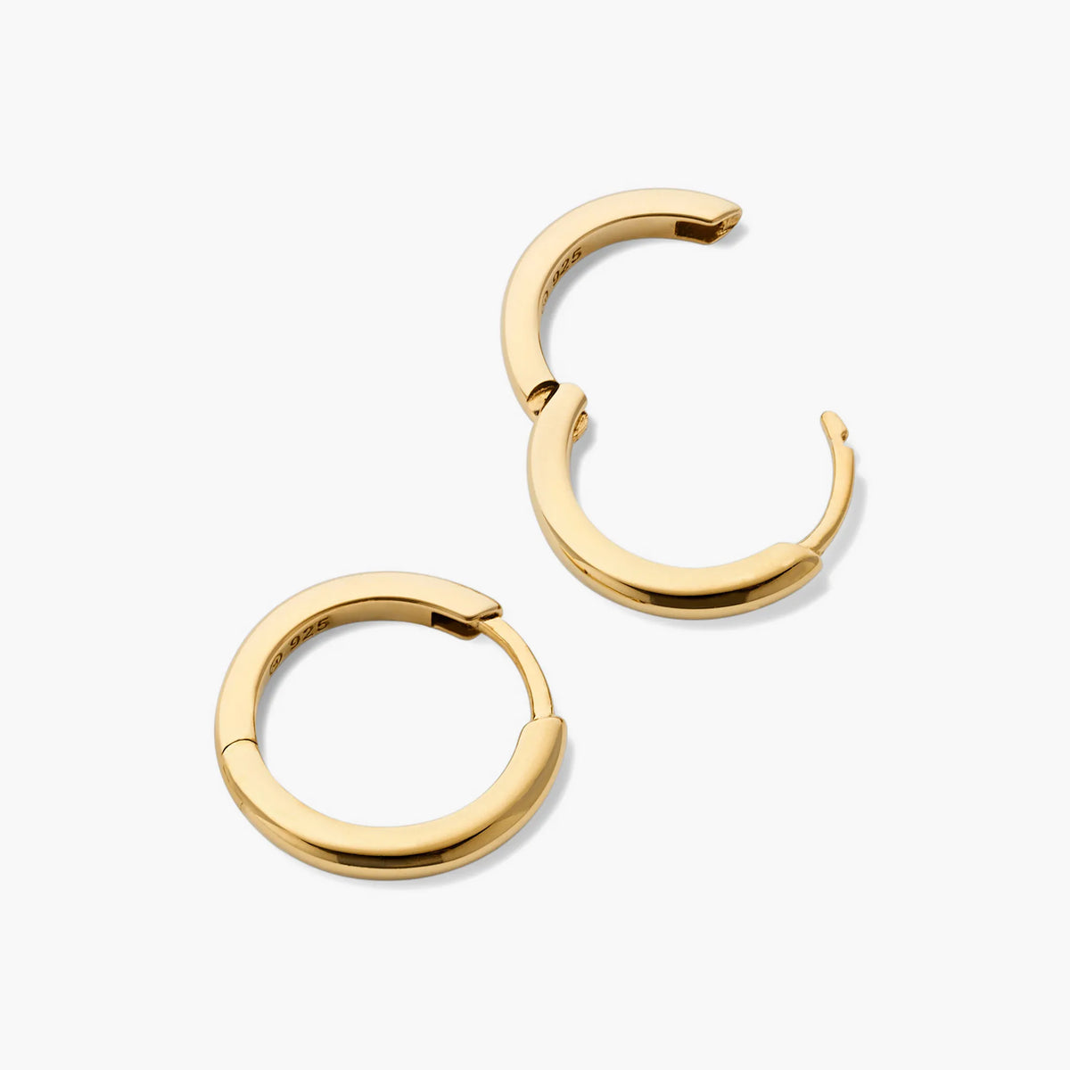 Tube Medium Hoop Earrings