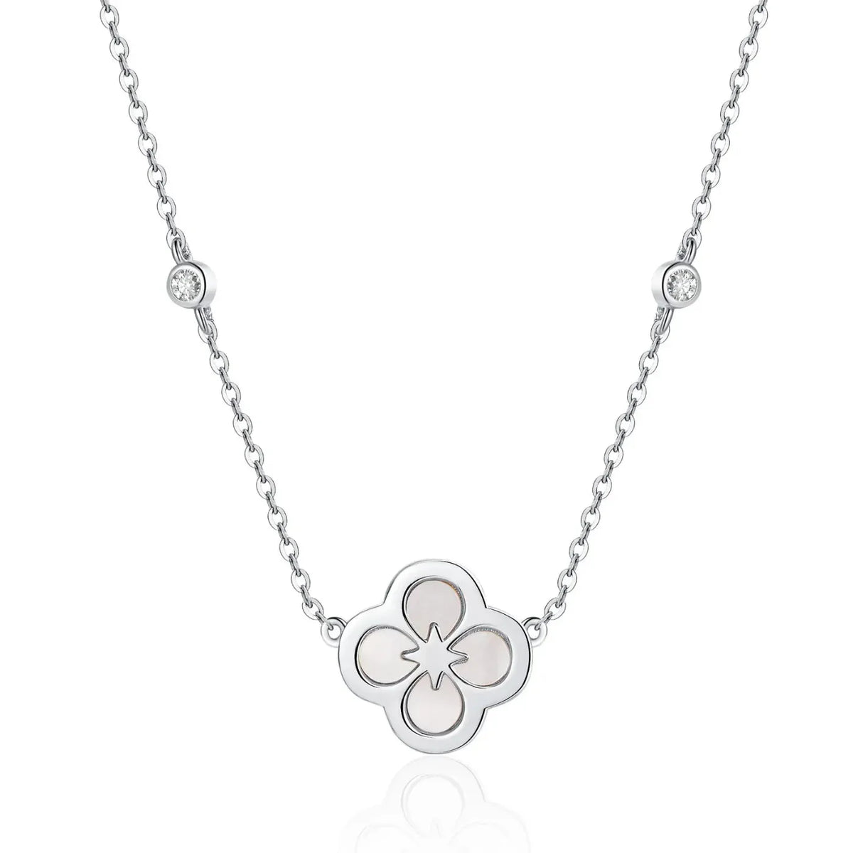 Ventura Clover Pendant Necklace