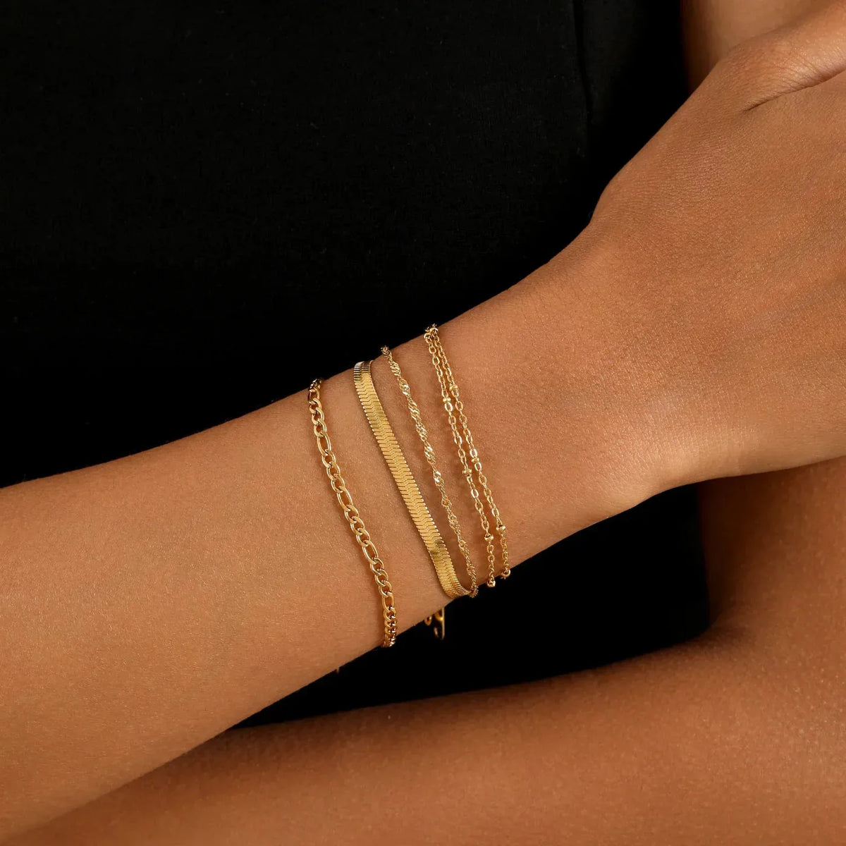 Women's 0.16 in Herringbone Chain Bracelet
