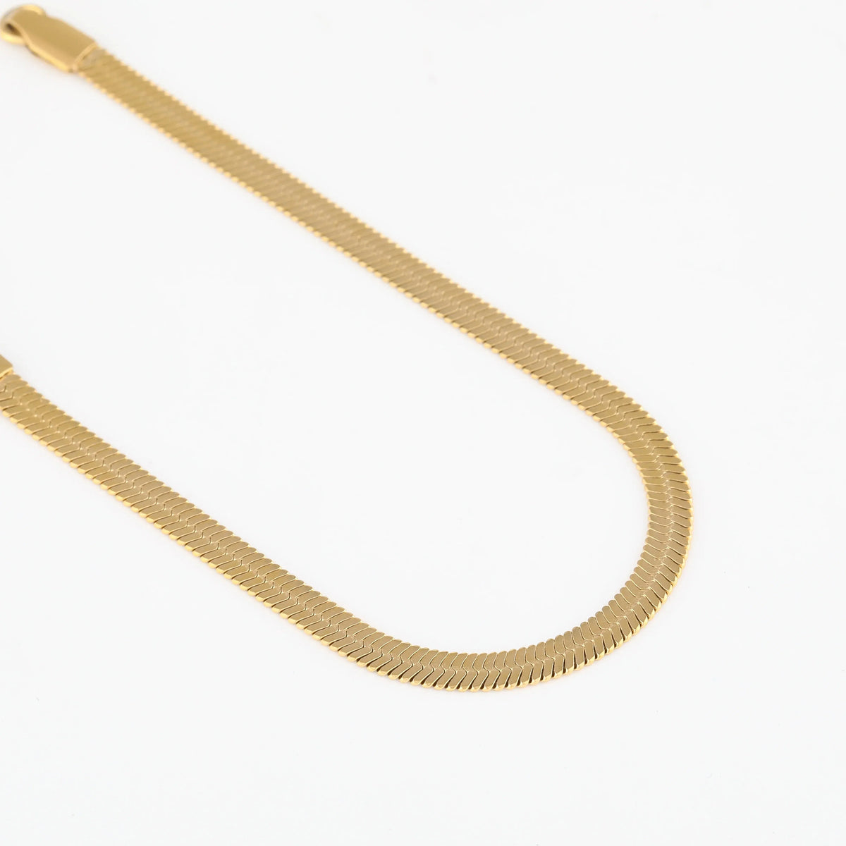 Women's 0.16 in Herringbone Chain Bracelet