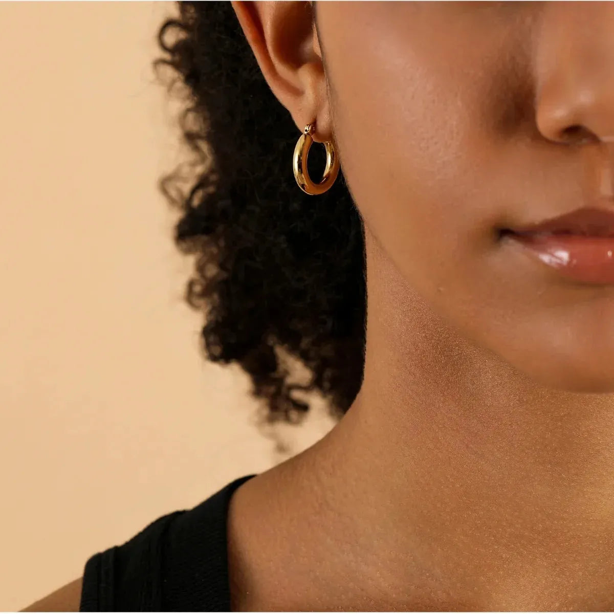 Women's Bold Tube Hoop Earrings