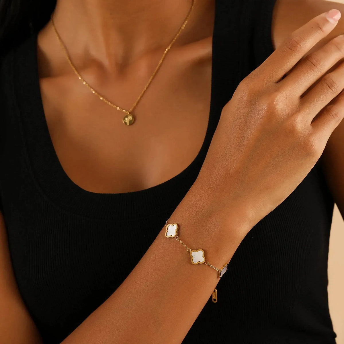 Women's Clover Charm Bracelet