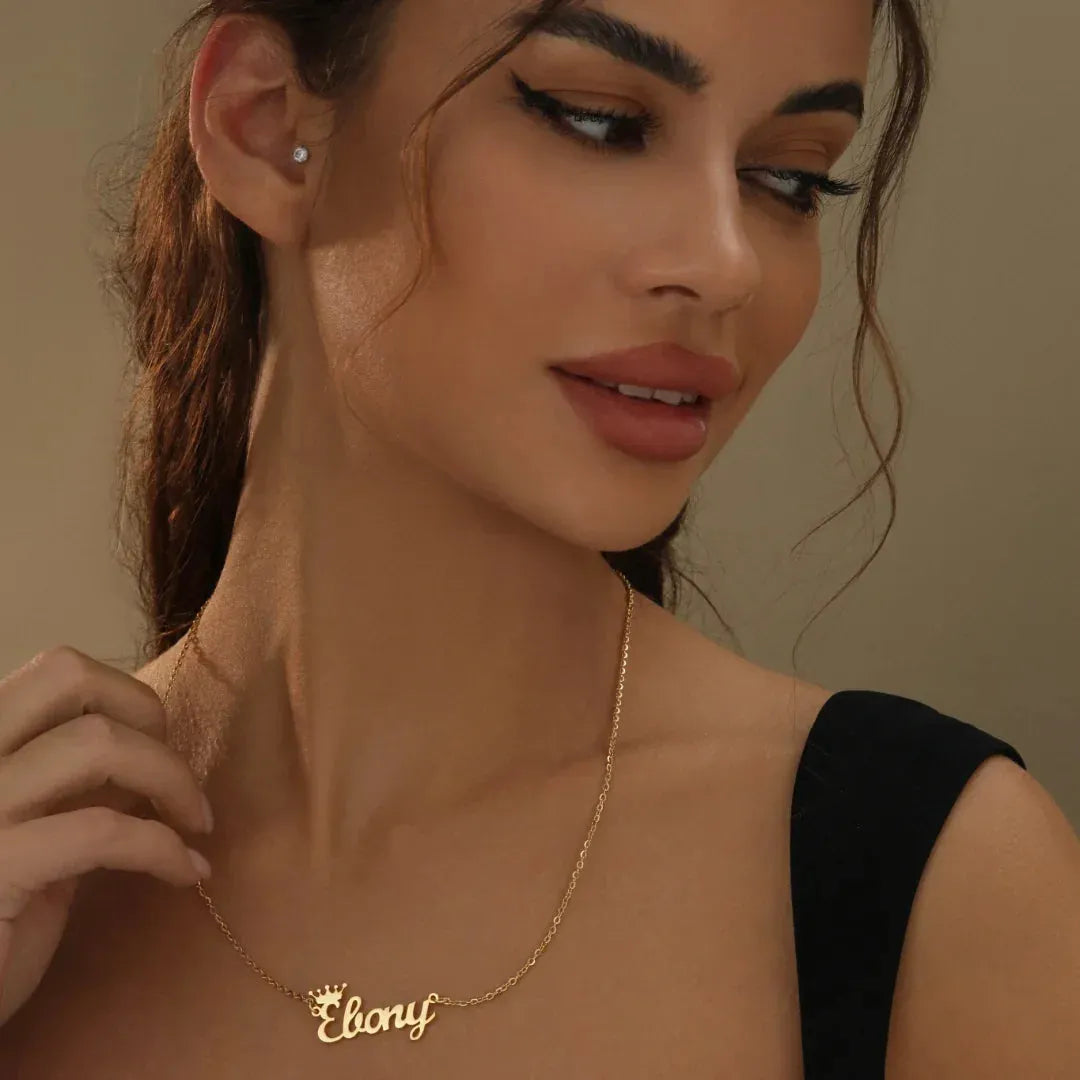 Women's Royal Custom Name Necklace