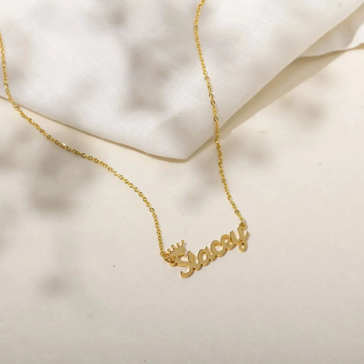 Women's Royal Custom Name Necklace