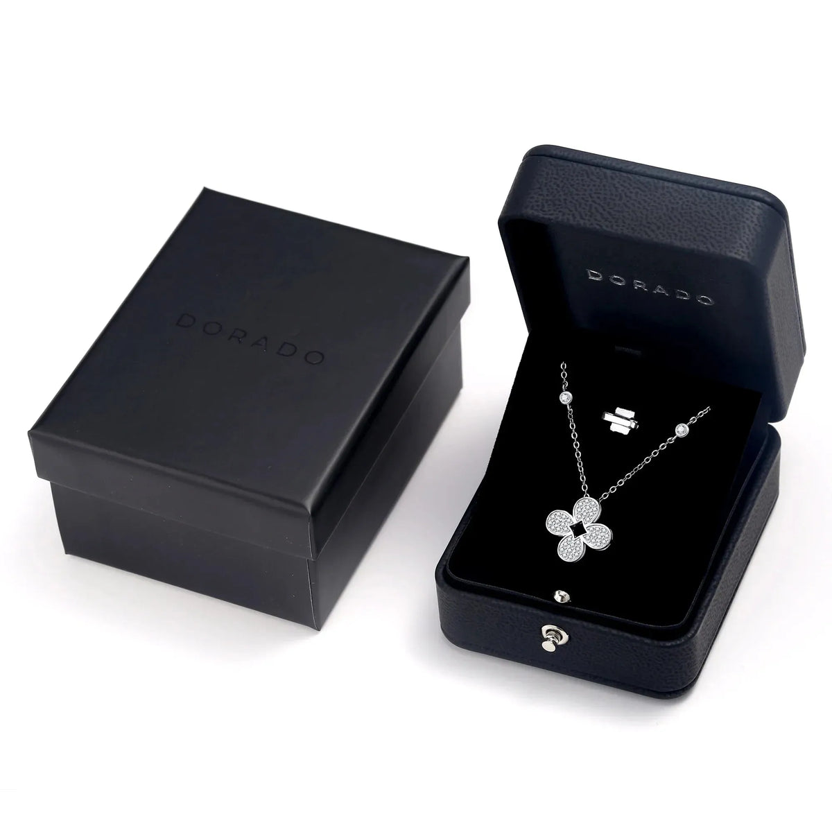 Women's Ventura Clover Pendant Necklace